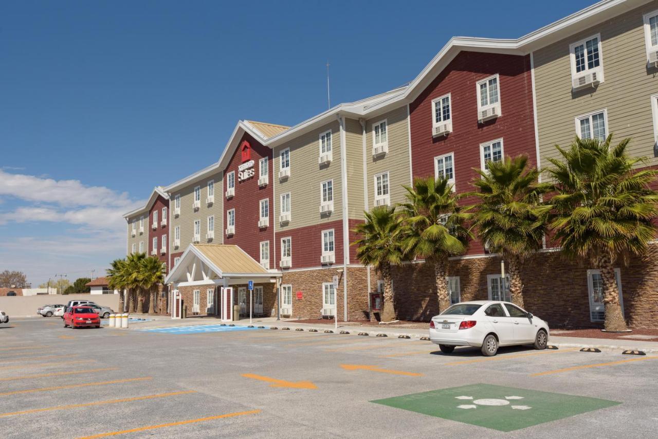 Extended Suites Tijuana Macroplaza Buitenkant foto
