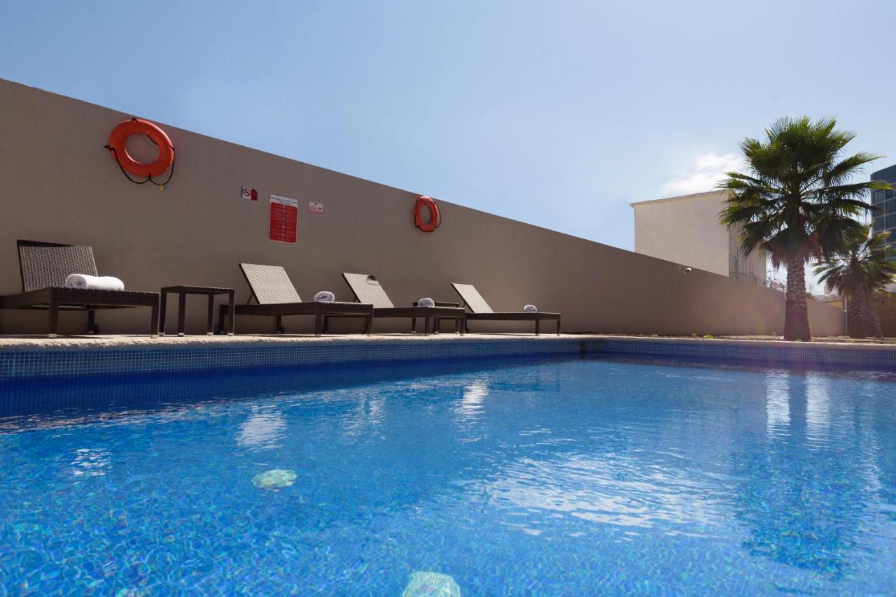 Extended Suites Tijuana Macroplaza Buitenkant foto